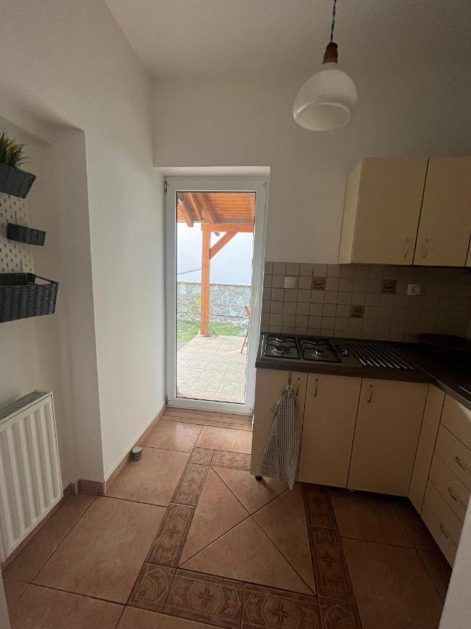 Luca Vendeghaz 1. Apartman Sarvar Bagian luar foto